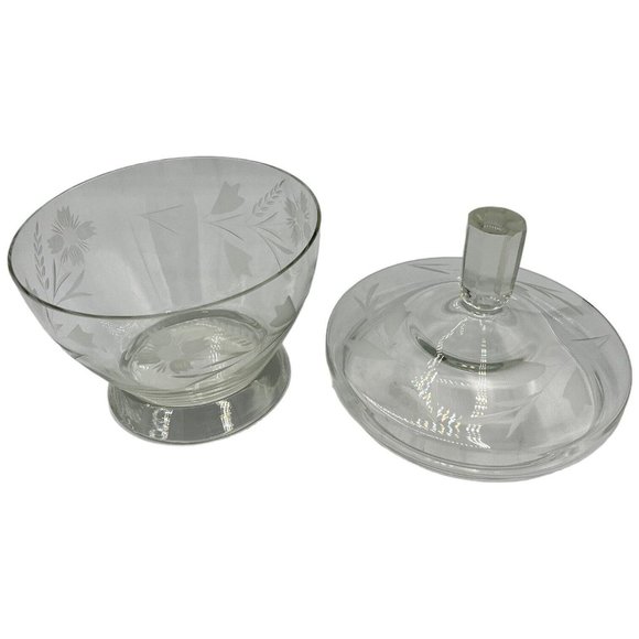 Vintage Engraved Floral Crystal Candy Dish with Lid Clear Glass READ - Picture 4 of 14